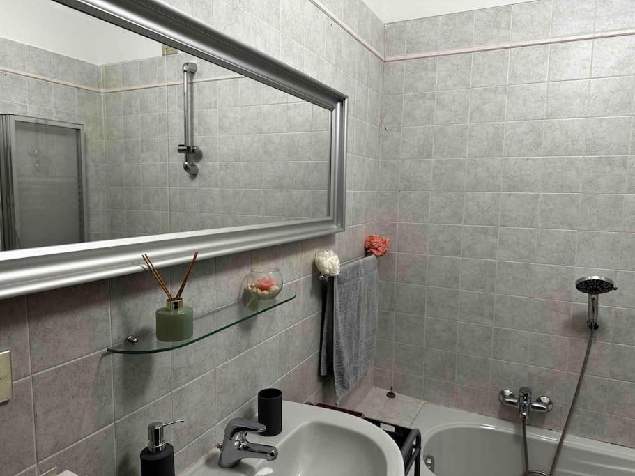 Casa Giulia: Un'Oasi Di Pace Apartment Toscolano Maderno Luaran gambar